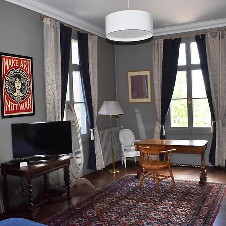 Manoir Des Tuileries Du Buisson Bed & Breakfast Verneuil d'Avre et d'Iton Ruang foto
