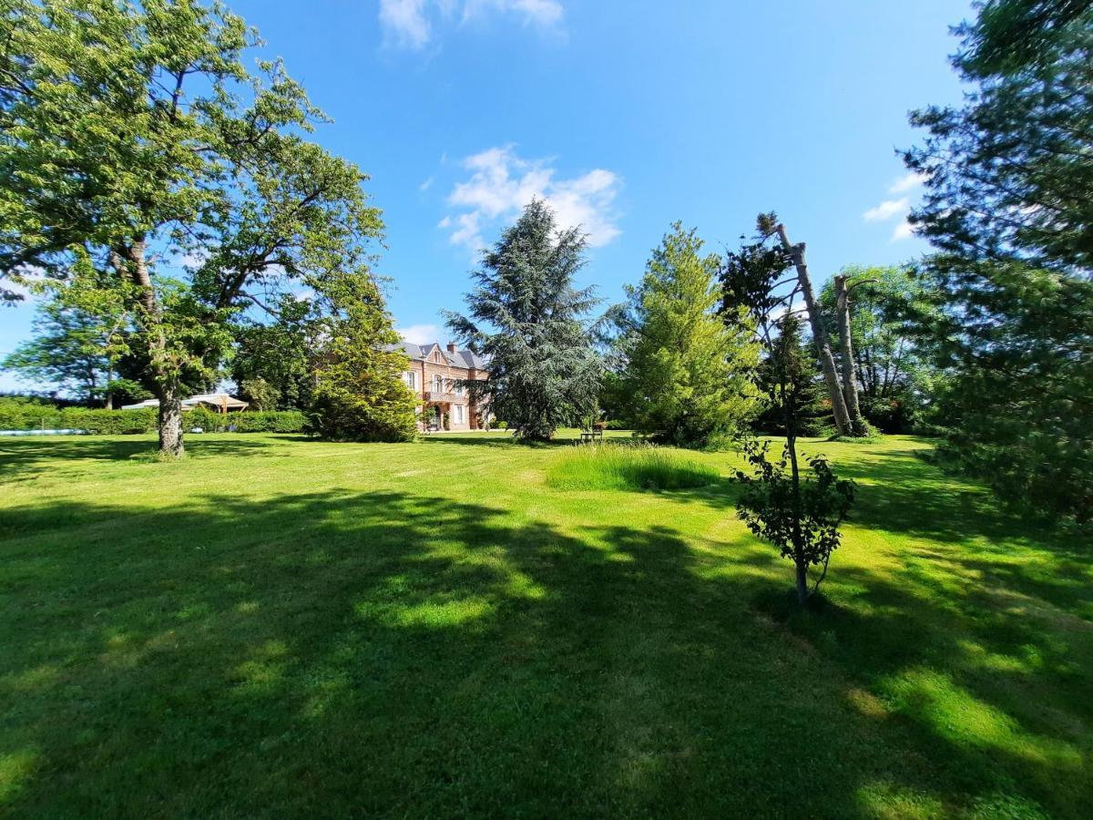 Manoir Des Tuileries Du Buisson Bed & Breakfast Verneuil d'Avre et d'Iton Bagian luar foto