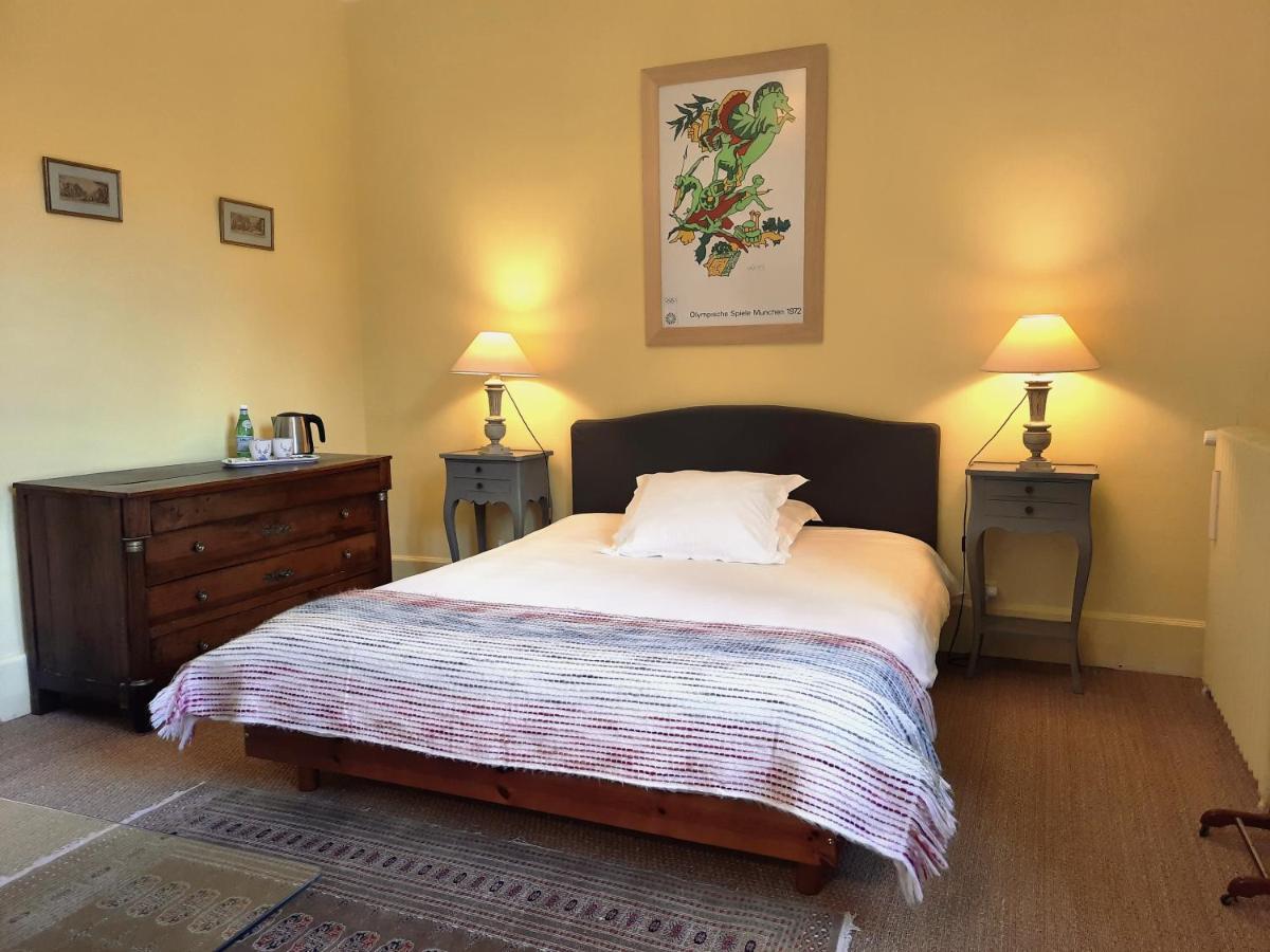 Manoir Des Tuileries Du Buisson Bed & Breakfast Verneuil d'Avre et d'Iton Bagian luar foto