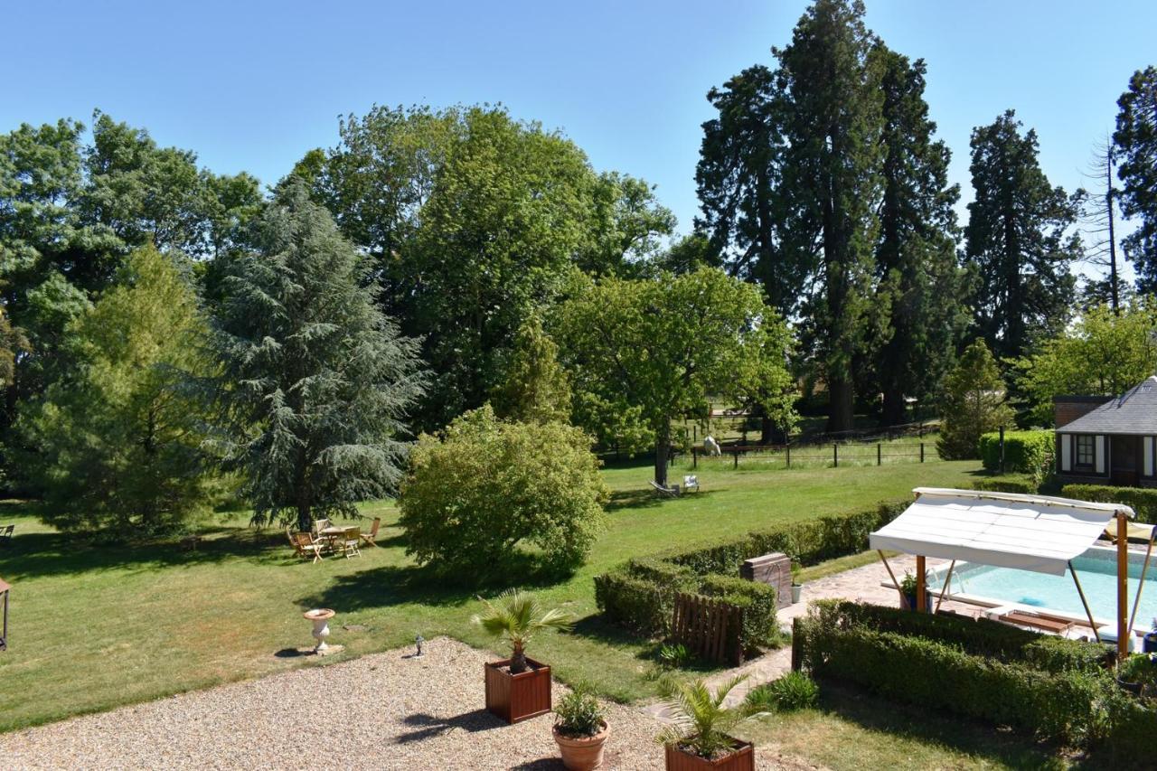 Manoir Des Tuileries Du Buisson Bed & Breakfast Verneuil d'Avre et d'Iton Bagian luar foto